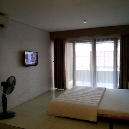 Khach San Thuong Mai Otel Yen Thinh Dış mekan fotoğraf