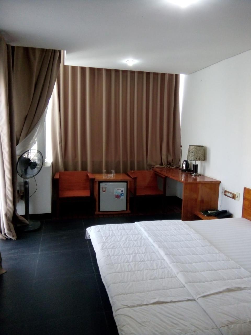 Khach San Thuong Mai Otel Yen Thinh Dış mekan fotoğraf