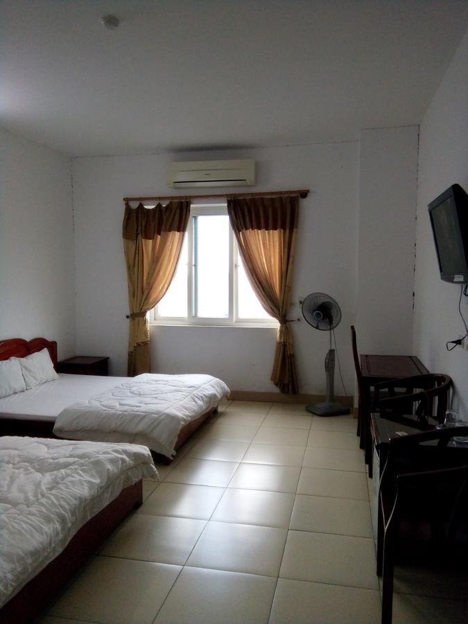 Khach San Thuong Mai Otel Yen Thinh Dış mekan fotoğraf