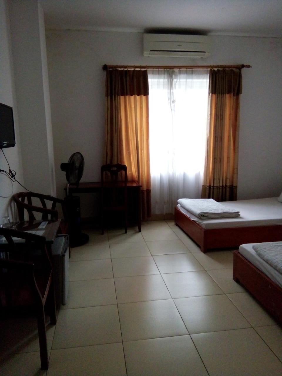 Khach San Thuong Mai Otel Yen Thinh Dış mekan fotoğraf